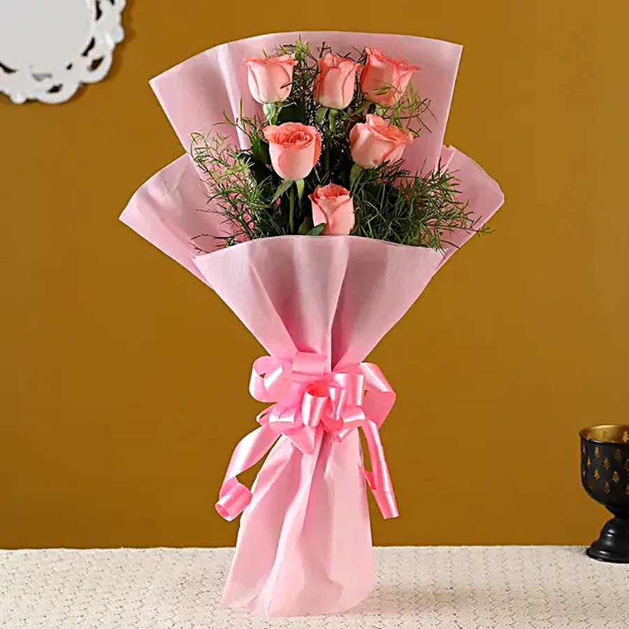 Delicate Love 6 Pink Roses Bunch